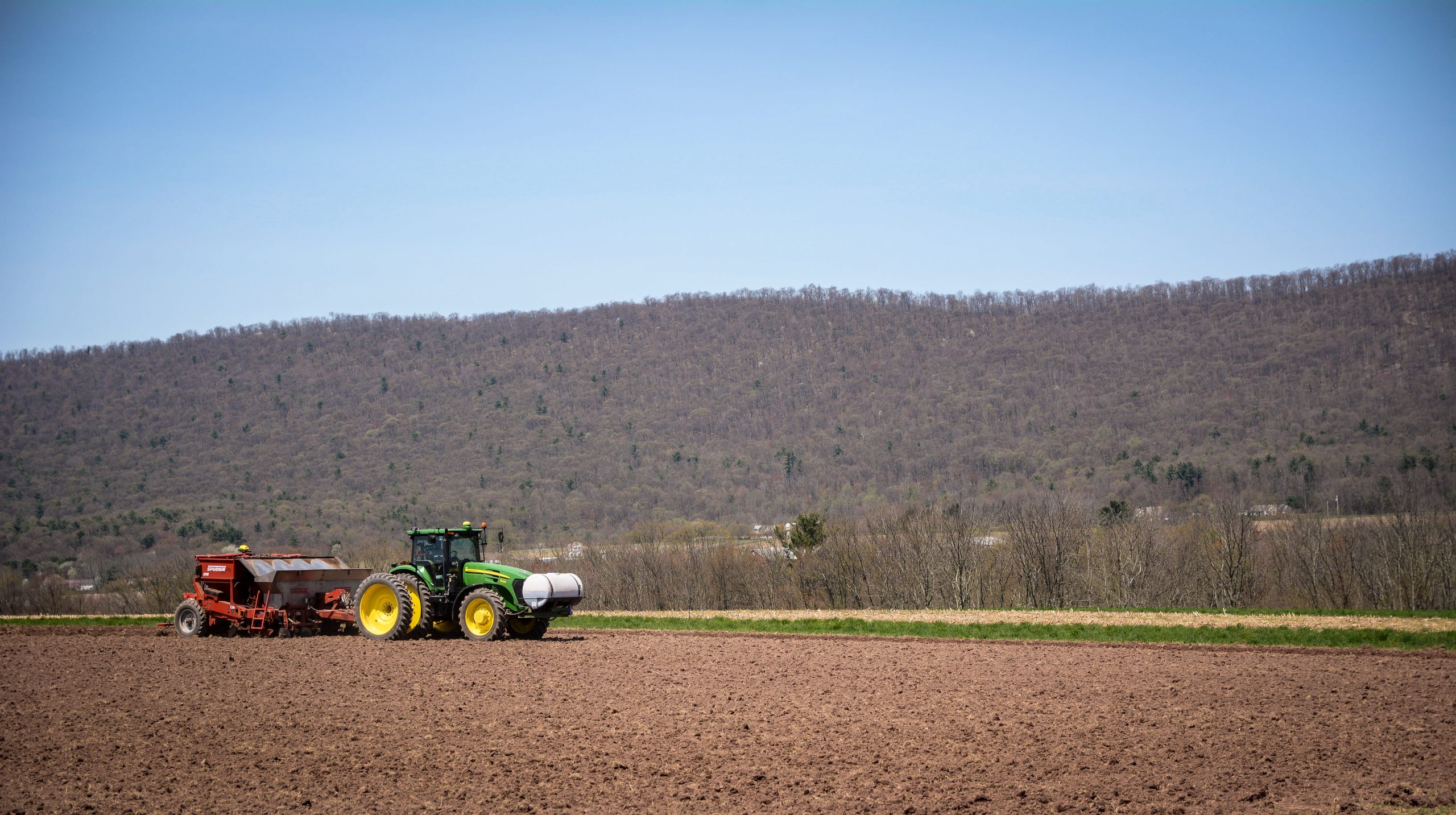 tractor-planting-scaled