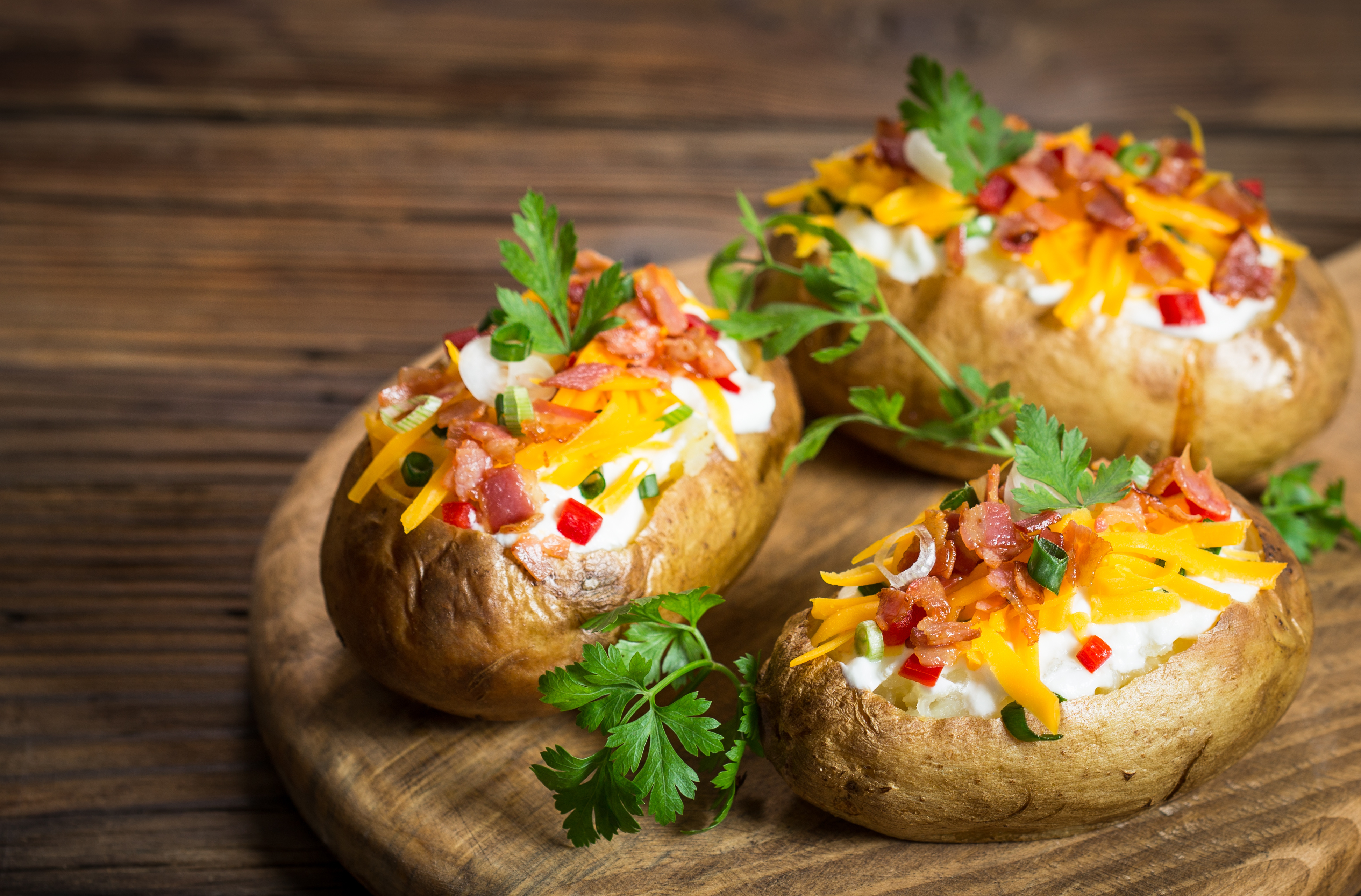 Baked-potatoes-with-cheese-and-bacon